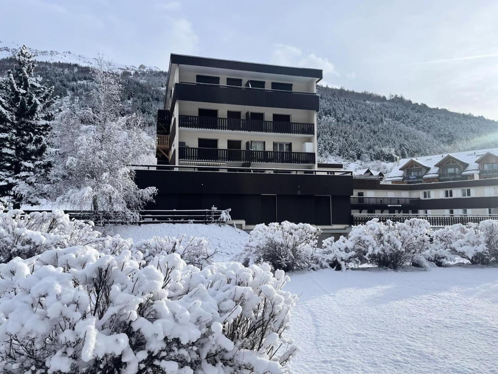 Residence Le Sporting - Studio - Chaleureux - Grande Terrasse Mae-1451 La Salle-les-Alpes Екстериор снимка